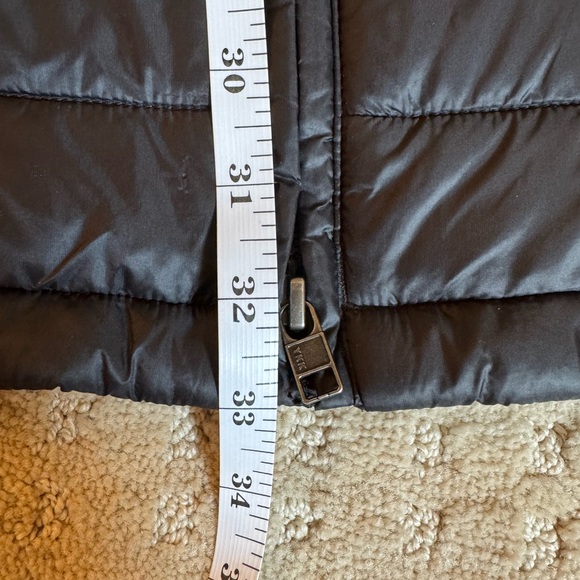 Patagonia Women's Radalie Parka - Black (S) - Picture 6 of 9